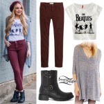 Danielle Bradbery: Long Cardigan, Maroon Jeans