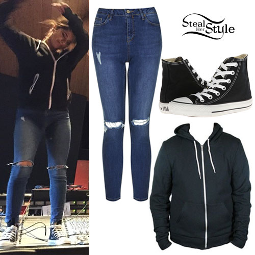 Becky G: Ripped Jeans, Converse Sneakers