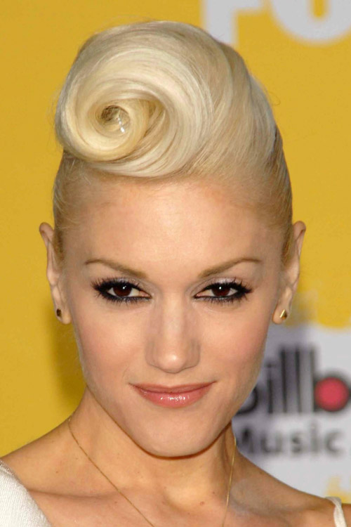 Gwen Stefani Straight Platinum Blonde Retro Twists Hairstyle Steal Her Style 