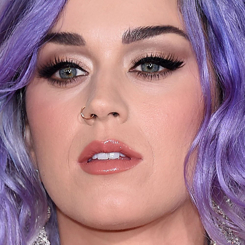 Katy Perry Makeup Blue Eyeshadow, Gold Eyeshadow & Nude Lipstick