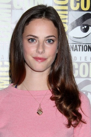 Kaya Scodelario's Hairstyles & Hair Colors | Steal Her Style