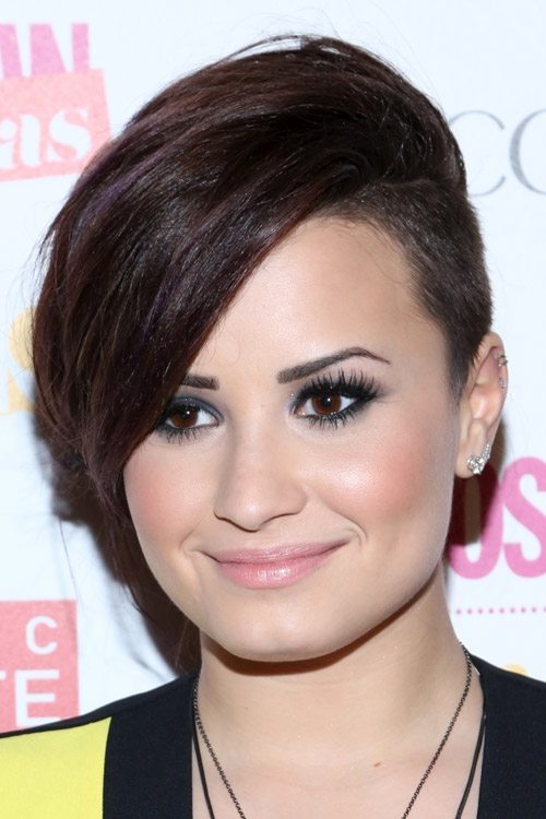 Demi Lovato's Hairstyles & Hair Colors | Steal Her Style | Page 6