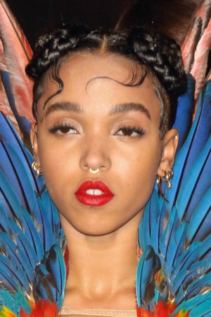 FKA Twigs Clothes & Outfits | Steal Her Style