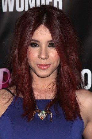 Jillian Rose Reed's Hairstyles & Hair Colors | Steal Her Style