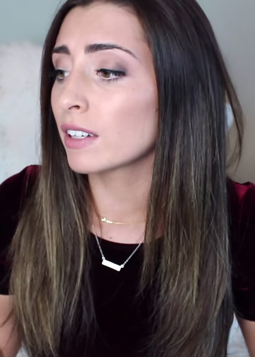 Lauren Elizabeth Straight Dark Brown Angled Flat Ironed Hairstyle Steal Her Style 