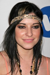 Lisa Origliasso Straight Black Angled Headband Hairstyle Steal Her Style