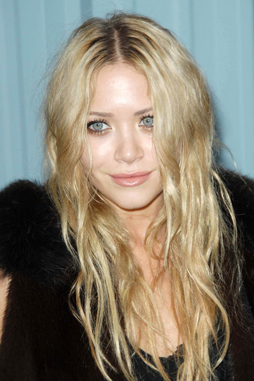 Mary Kate Olsen's Hairstyles & Hair Colors | Steal Her Style