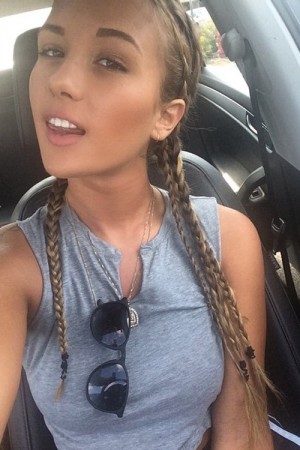 Niykee Heaton's Hairstyles & Hair Colors Steal Her Style