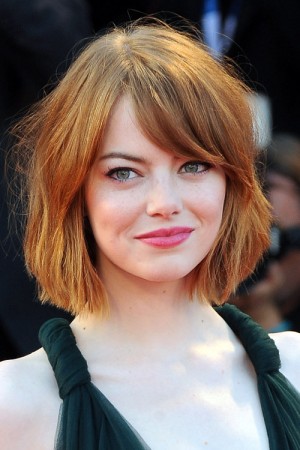 Emma Stone Straight Bob, Sideswept Bangs Hairstyle | Steal Her Style