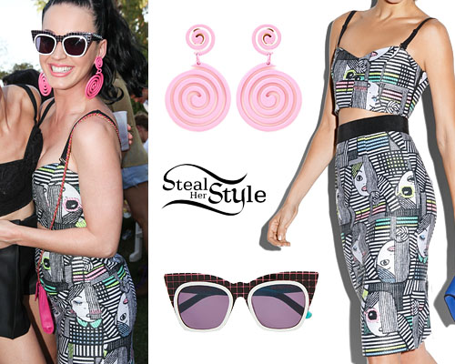 Katy Perry: Printed Bustier & Skirt, Spiral Earrings | Steal Her Style