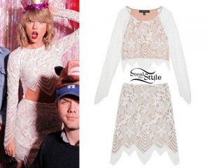 Taylor Swift's Clothes & Outfits | Steal Her Style | Page 15