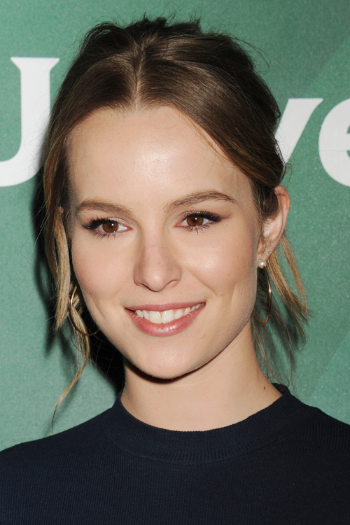 Bridgit Mendler's Hairstyles & Hair Colors | Steal Her Style