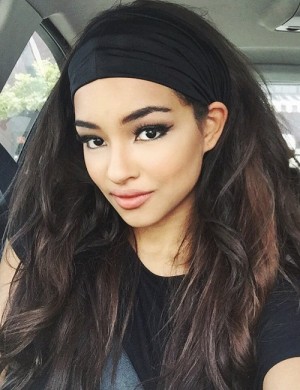 Jessica Jarrell Wavy Dark Brown Headband Hairstyle | Steal Her Style