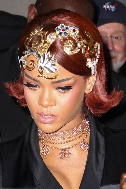 27 Piece Hairstyles Rihanna