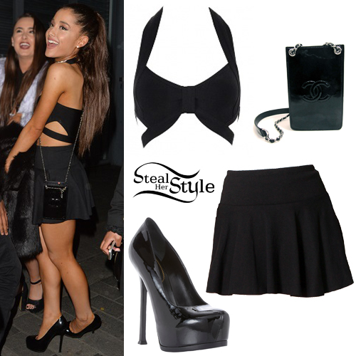 Ariana Grande: Lime Green Sports Bra