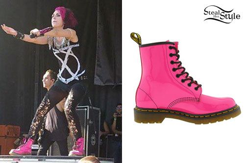 Ariel Bloomer: Pink Dr Martens Boots