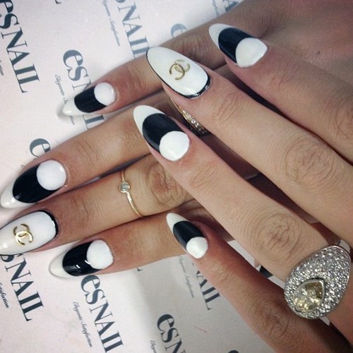Cassie Ventura Black White Colorblock Logo Nails Steal Her Style