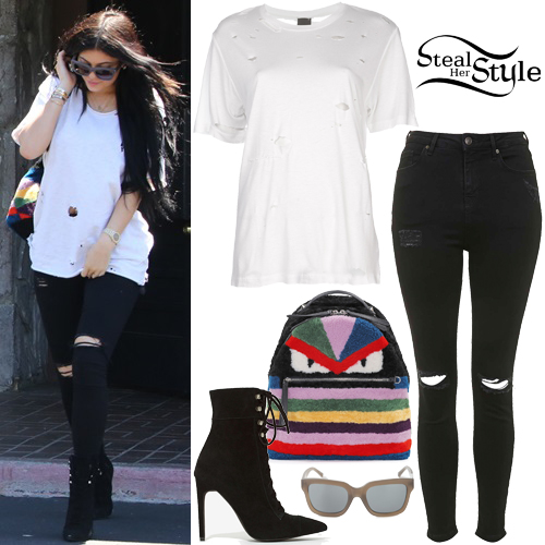 Kylie Jenner: Destroyed Tee, Ripped Jeans | Steal Her Style