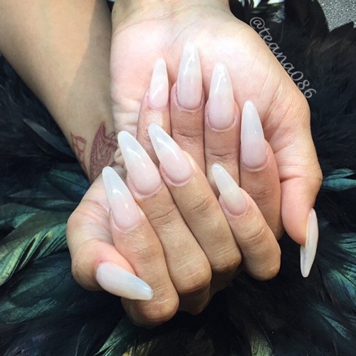 Why Every Celeb You Love Is Wearing Stiletto Nails