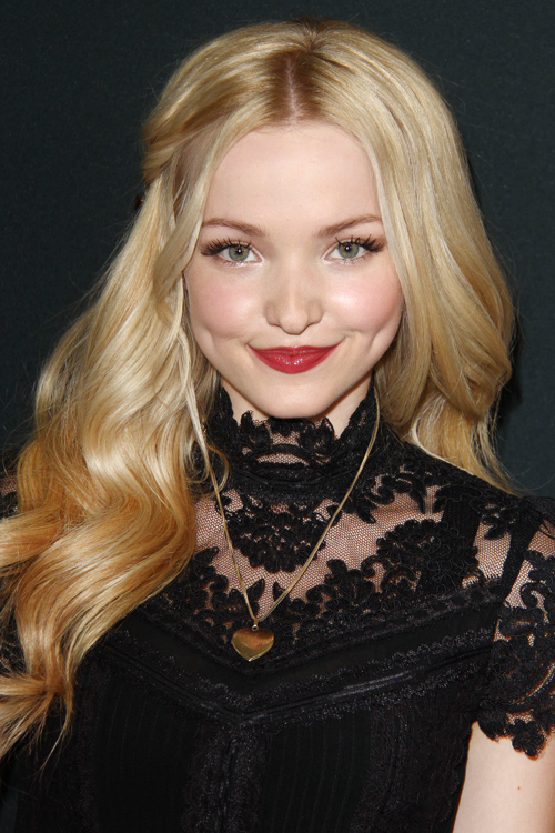 Dove Cameron Wavy Golden Blonde Pinned-Back Hairstyle 