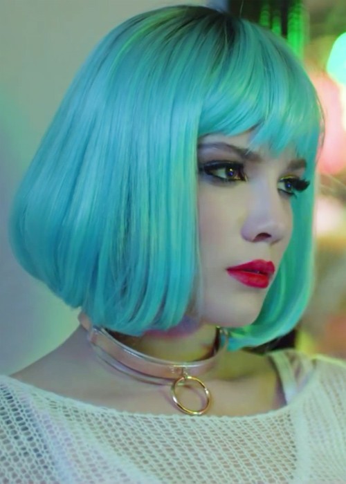 Halsey S Hairstyles Hair Colors Steal Her Style Page 4