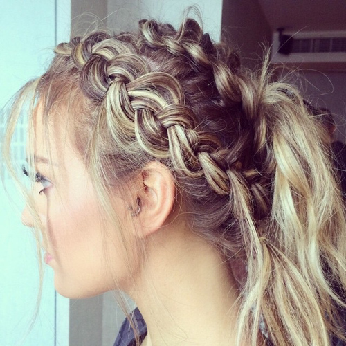 Perrie Edwards Wavy Silver Dark Roots, Ponytail Hairstyle | Steal Her Style