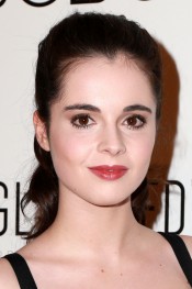 Vanessa Marano's Hairstyles & Hair Colors | Steal Her Style