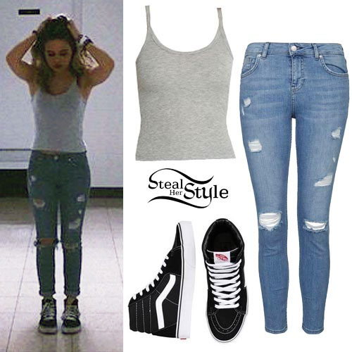 Bea Miller: Grey Tank, Ripped Jeans
