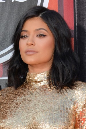 Kylie Jenner's Hairstyles & Hair Colors | Steal Her Style | Page 4