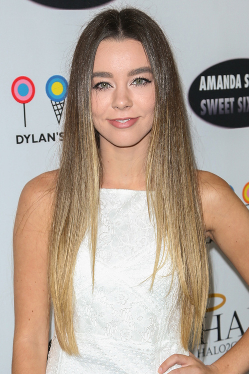 Sierra Furtado Straight Medium Brown Angled Flat Ironed Ombré Hairstyle Steal Her Style 