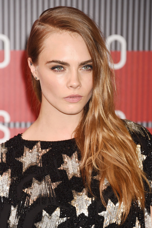 Cara Delevingne Wavy Ginger Side Part Hairstyle | Steal Her Style