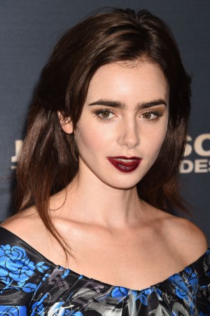 Lily Collins Straight Medium Brown Hairstyle | Steal Her Style