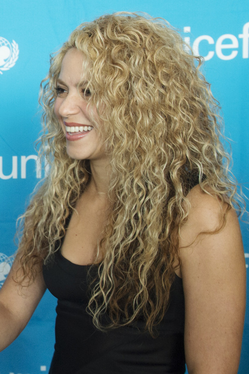 Shakira Hair.