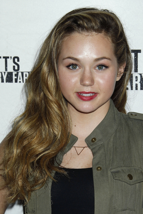 Brec Bassinger Wavy Medium Brown All Over Highlights Side Part Hairstyle Steal Her Style