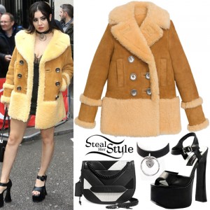 Charli Xcx: Tan Shearling Coat, Platform Sandals 