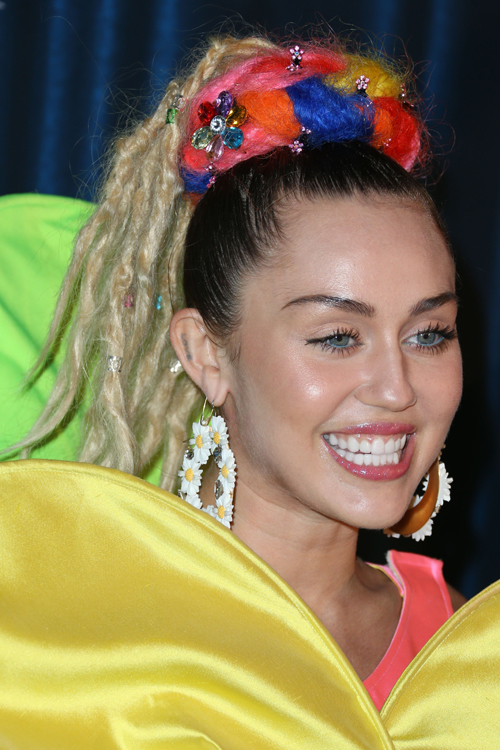 Miley Cyrus Hairstyles & Hair Colors | Steal Her Style | Page 2