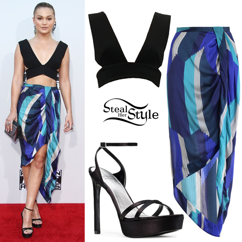 Olivia Holt Clothes & Outfits | Steal Her Style