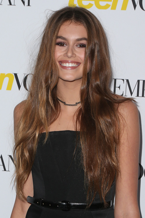Kaia Gerber Wavy Medium Brown Angled Hairstyle | Steal Her Style