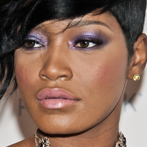 Keke Palmer Makeup: Black Eyeshadow, Purple Eyeshadow & Nude Lipstick ...