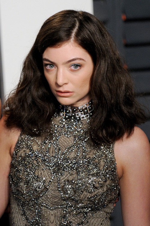 Lorde's Hairstyles & Hair Colors | Steal Her Style