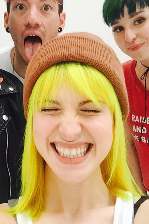 Hayley Williams Straight Yellow Choppy Bangs, Uneven Color 
