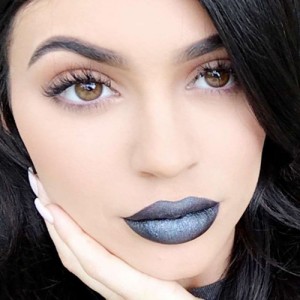 Kylie Jenner's Makeup Photos & Products | Steal Her Style