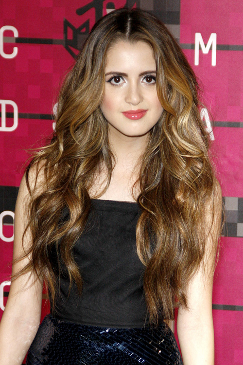 Laura Marano Wavy Medium Brown All-Over Highlights, Long 