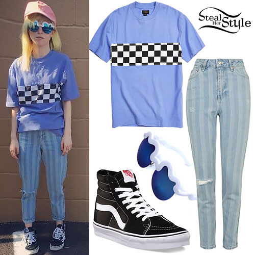 Hayley Williams: Check Tee, Stipe Jeans