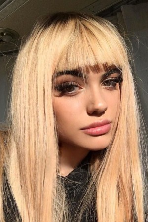 Kelsey Calemine's Hairstyles & Hair Colors | Steal Her Style