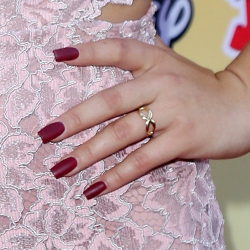 Burgundy matt and glossy nails with glitter #summernails | Maroon nails, Burgundy  nails, Trendy nails