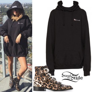 Chantel Jeffries: Oversized Hoodie, Leopard Boots | Steal Her Style