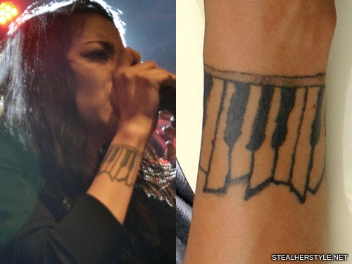 broken loyalty pot Celebrity Piano Keys Tattoos | Steal Her Style