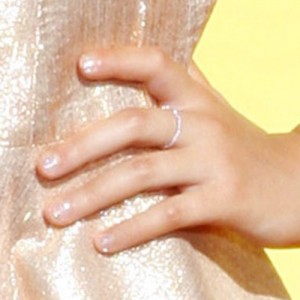 Zendaya stealherstyle princesspiamia Demi Lovato's Nail Polish & Nail Art | Steal Her Style | Page 2