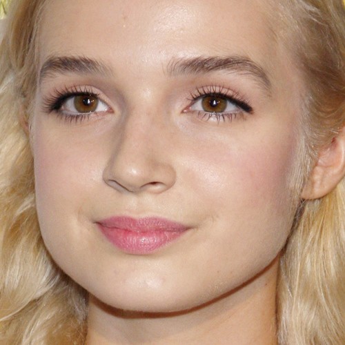 Poppy Makeup Black Eyeshadow Pale Pink Lipstick Steal Her Style